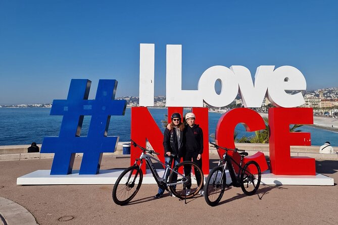 A beautiful escape on an electric bike - Les Musees de La Citadelle and a castle dating from 1552