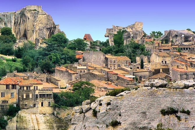 A day in Provence: Les Baux de Provence, Saint Rémy and more - L’Isle-sur-la-Sorgue: Antiques, Riverside Cafés, and Working Water Wheels