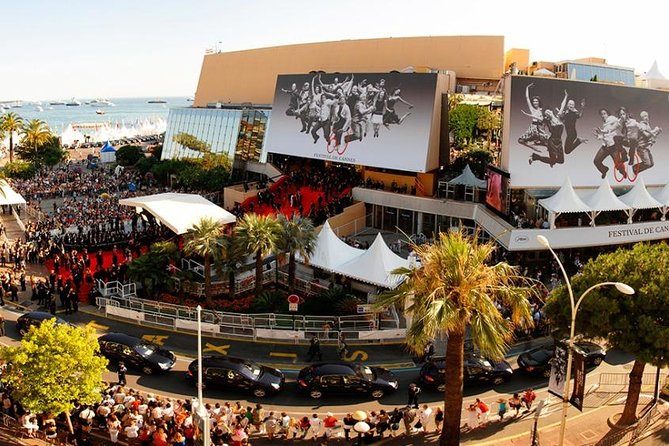 Arrival Transfer: Nice Airport NCE to Cannes in Business Car - Price and value for a private NCE to Cannes business car