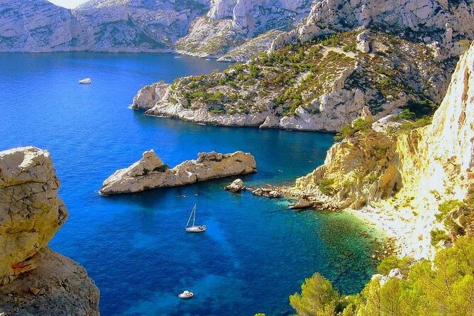 Calanques Of Cassis, the Village and Wine Tasting - Key highlights at a glance