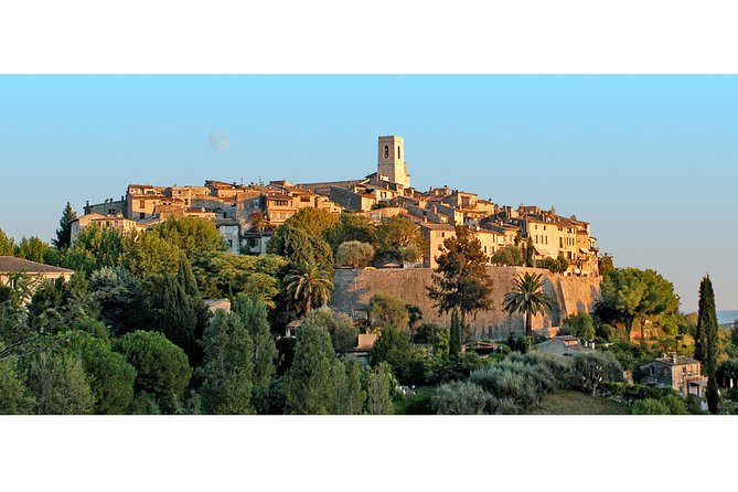 Cannes, Antibes, and St Paul de Vence Full-day from Nice Small-Group Tour - St-Paul-de-Vence: cobblestones, gallery windows, and famous-artist vibes