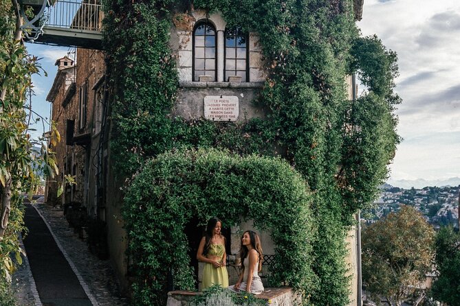 Cannes-Antibes-Saint-Paul De Vence– Private Day Tour - The scenic inland drive to Saint-Paul-de-Vence via Villeneuve-Loubet