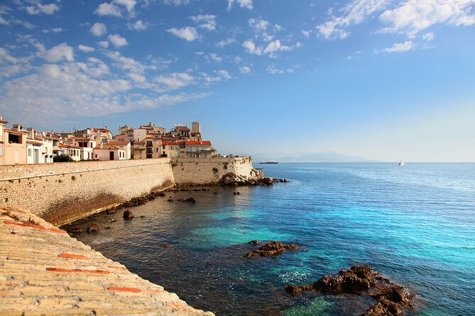 Cannes, Antibes & St Paul de Vence Half Day Private Tour - Cannes Croisette Prestige: Where the Riviera Really Gets Noticed