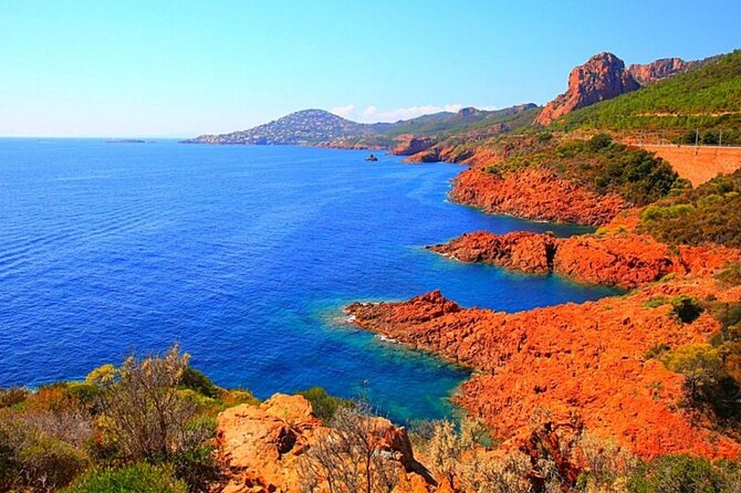 Cannes, Saint Tropez & Golden Coast Private Tour - Stop 3: From Sainte-Maxime to Saint-Tropez by included boat