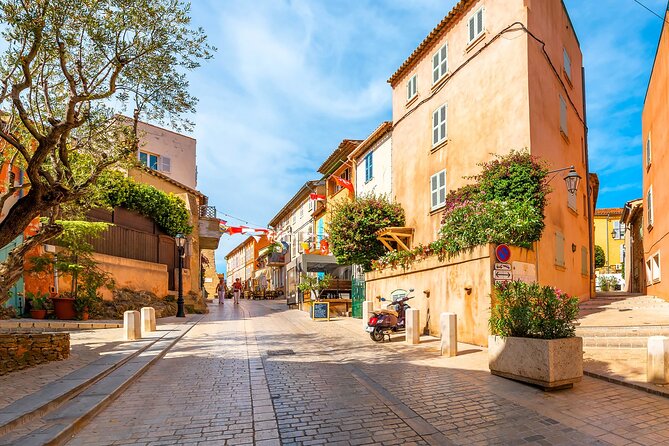 Cannes, Saint Tropez & Golden Coast Private Tour - Why the guide makes or breaks this day