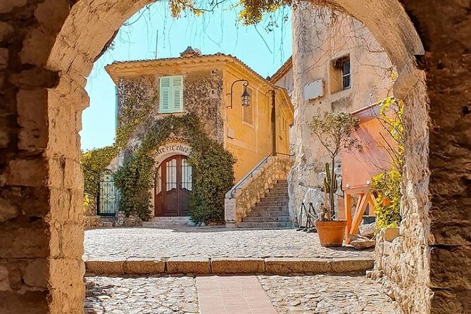 Eze and French Riviera Tour in a Renault Megane E-Tech - Saint-Jean-Cap-Ferrat port time: yachts, history, and a sense of place