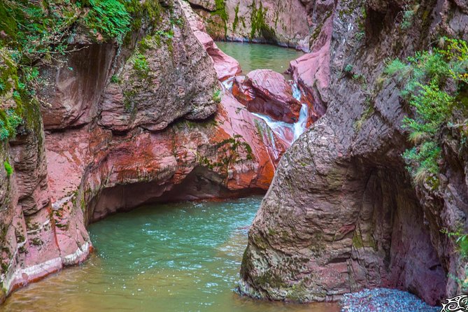 Fabulous Red Canyon and Entrevaux, Private Full day Tour - Pickup, private driving, and how this day stays easy