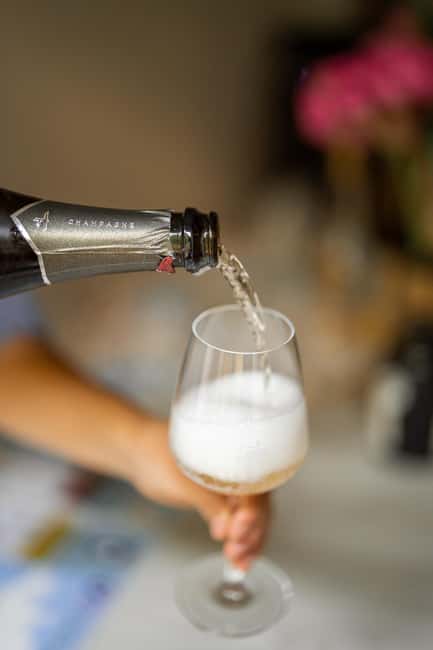 Frecnh Wine Tasting in City Center of Nice - The 8 Wines Experience, From Champagne and Bordeaux to Lesser-Known Bottles