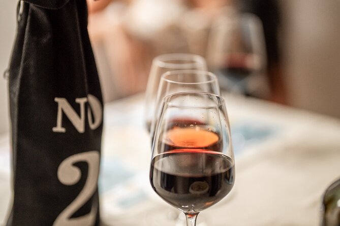 French Fine Wine Tasting in Nice city centre - How the guide explains regions, winemaking, and style
