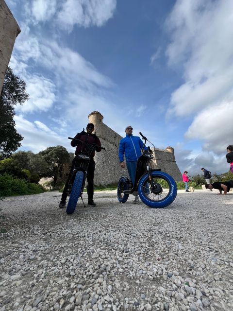 French Riviera : Guided Visit on a E-Scooter - Cocobeach and the Nissa la Bella belvedere detour