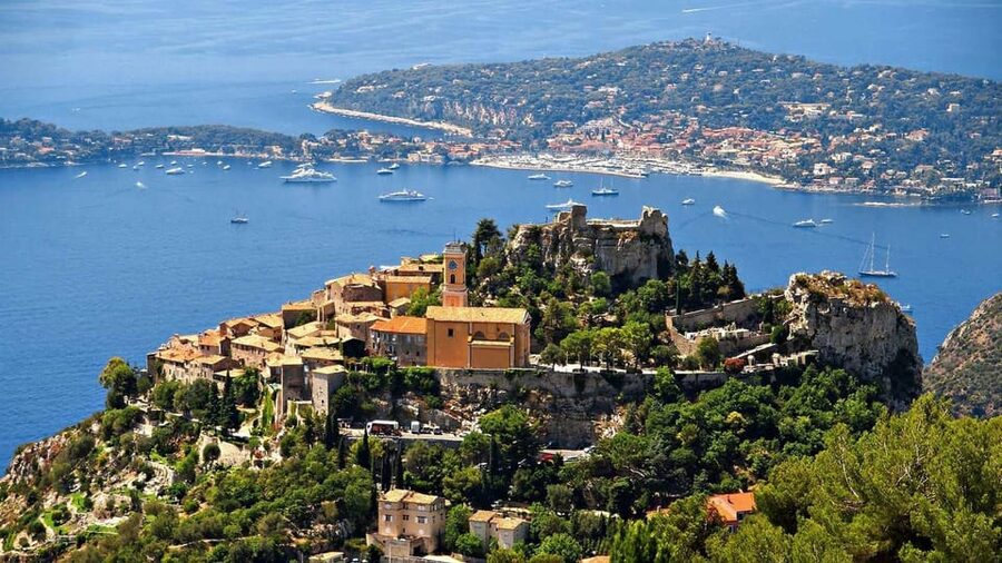 French Riviera: Private Driver Guide Tailor-Made Tour - Monte Carlo: palaces, casinos, luxury boutiques, and gardens, paced your way