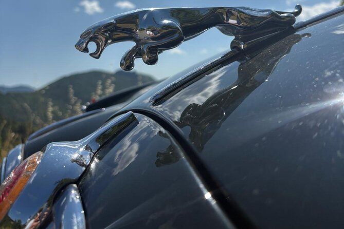 French Riviera Vintage Jaguar MK2 Tour with Scenic Stops - Villefranche-sur-Mer: A 10-Minute Bay Fix