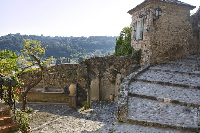 French Riviera West Coast - Cannes, Antibes, Juan les Pins, Biot - Price and value: $1,077.51 per group, up to 8, and what’s actually included