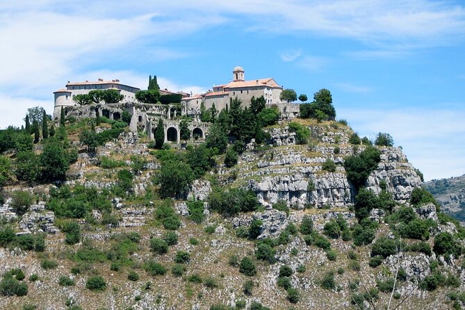 From Nice 1/2 day Tour Gourdon, St-Paul , Tourrettes & Grasse - Gourdon: Medieval Village, Castle Feel, Glassworkers
