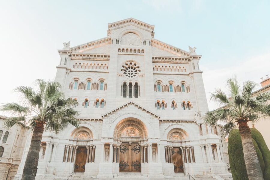From Nice: Eze, Monaco, and Monte Carlo Half-Day Trip - Monte Carlo: the 18th-century hotel look, plus boutique time