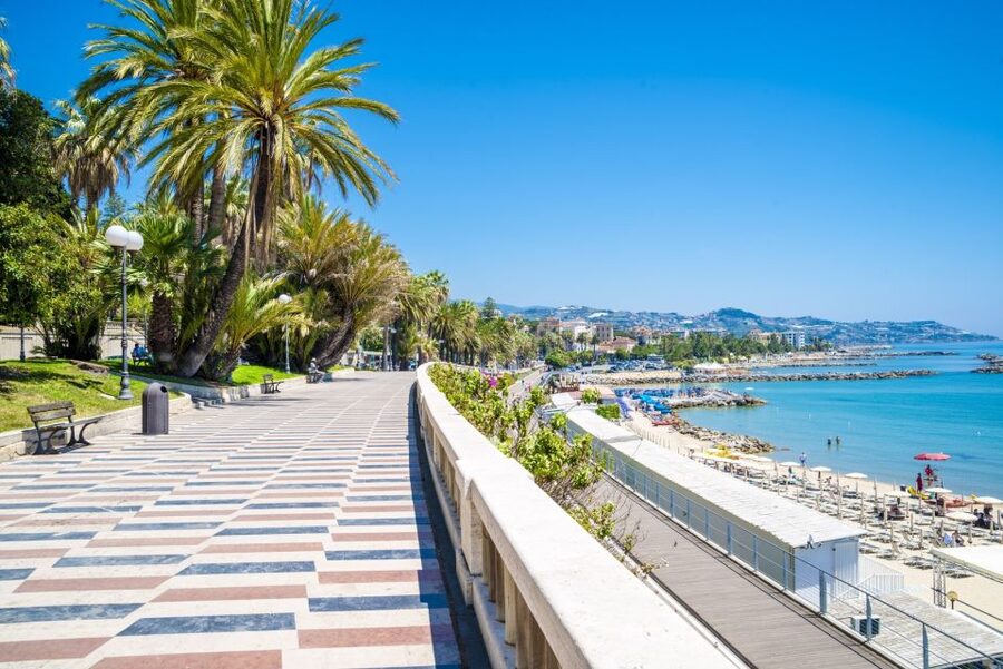 From Nice: Full-Day Italian Market, Menton, & La Turbie Tour - Menton’s Old Town: Where the Pace Slows Down