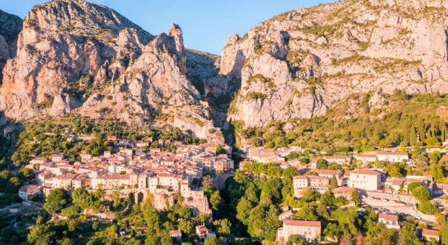 From Nice: Gorges du Verdon Guided Tour - Entering the Verdon Canyon: Turquoise River, Big Depth, Big Views