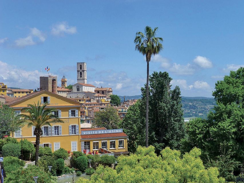 From Nice : Gourdon, St-Paul de Vence, Tourettes & Grasse - From Nice into the Pre-Alps, with a guide who keeps it moving