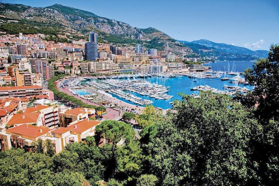 From Nice: half-day to Monaco, Monte-Carlo and Eze - Transport, timing, and what 5 hours really means for your feet