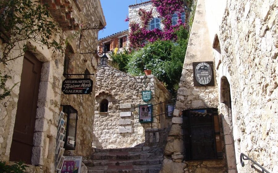 From Nice: Monaco, Monte-Carlo and Eze Village Guided Tour - Monte Carlo Casino district, Hotel de Paris area, and luxury on foot