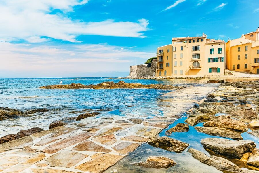 From Nice: Saint-Tropez and Port Grimaud Day Tour - Nice hotel pickup to Port Grimaud: the day really starts on time