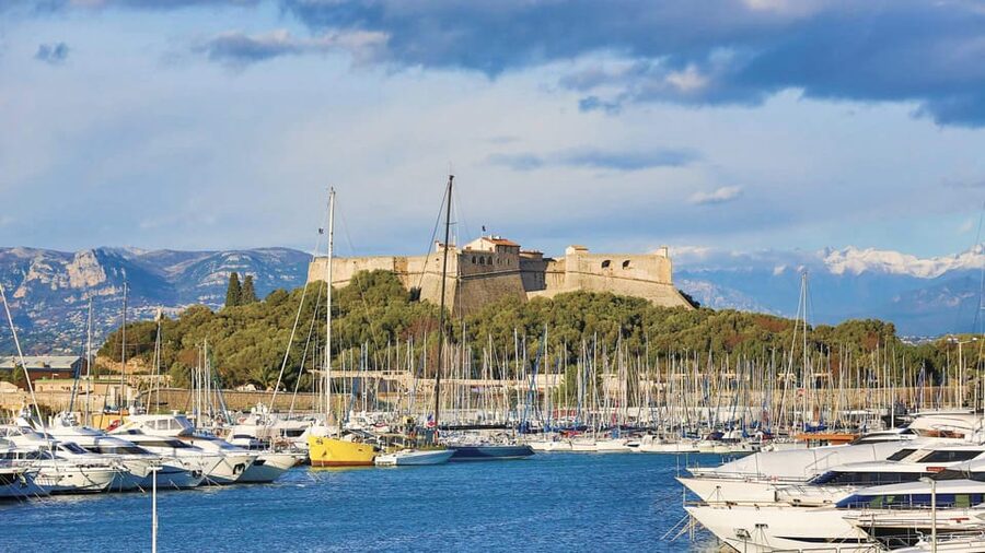 From Nice: The Best of the Riviera - A Riviera highlights route that actually stays organized