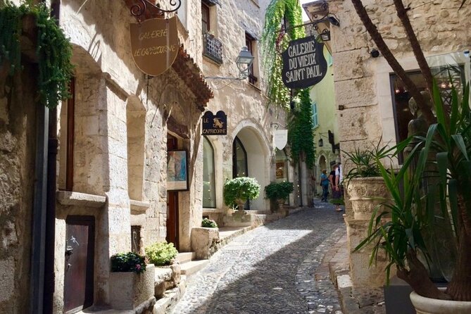 Full day Guided Tour: Cannes, Antibes, St Paul de Vence from Nice - Key highlights at a glance