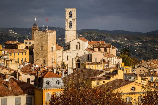 Full day tour Medieval Villages Grasse Gourdon Tourettes St Paul - Gourdon: a medieval fortress built to control the valley and the sea