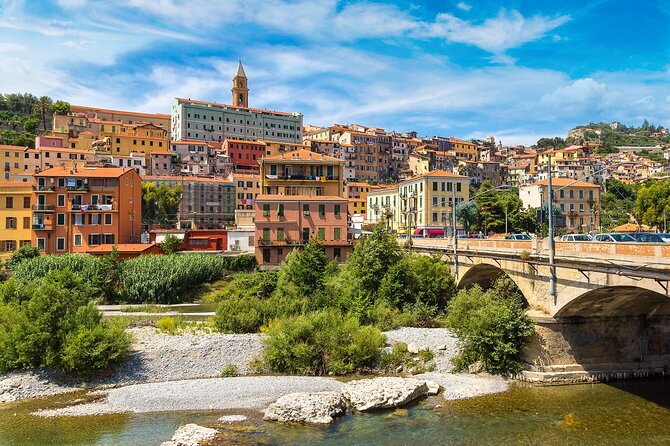 Italian Riviera Monaco & Monte Carlo Private Tour from Nice - Menton, the Pearl of France: color and sea views without the stress