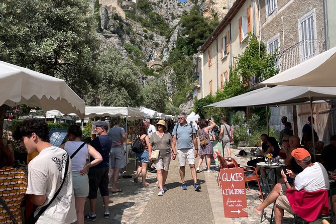 Lavender - Verdon Canyon - Castellane - Moustier - Small Group - Moustiers-Sainte-Marie: faïence ceramics and a dramatic cliff setting
