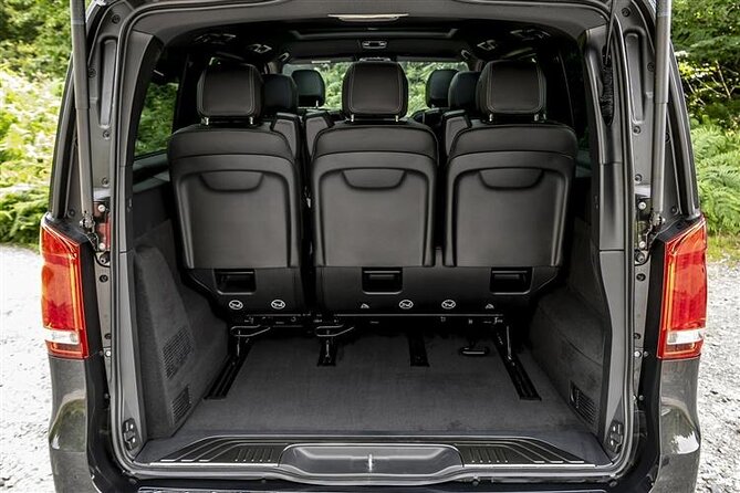 Luxury Van from Nice Airport to Cannes, Monaco or Cap d Antibes - Waiting Time and How Delays Get Handled