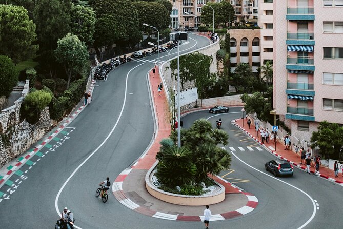 Monaco and Eze Half Day Private Tour with a Local Guide - Monaco Essentials: Prince’s Palace, Cathedral, and Oceanographic Museum
