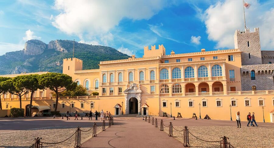 Monaco, Eze, Villefranche and Famous Houses Private Tour - Eze medieval streets plus perfumery secrets