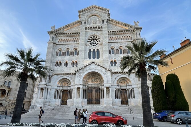 Monaco majesty: private tailor-made tour from nice - Èze village on cobblestones: medieval streets plus cliffside time
