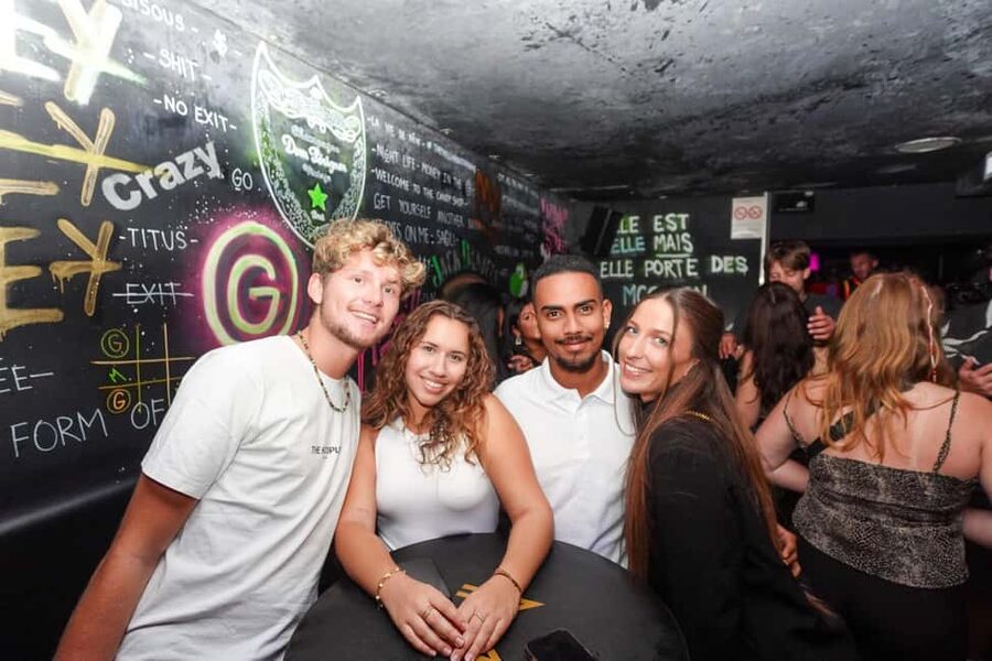 New Year’s Eve Party: Pub Crawl Nice with VIP Entry in Club - Key points before you go