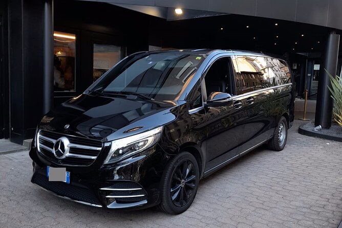 Nice Côte d'Azur Airport (NCE) to Port Hercule - Arrival Private Transfer - Timing: a roughly 40-minute ride that can protect your whole day