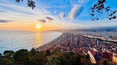 Walking tour of Nice, the old town & the Coline du Château