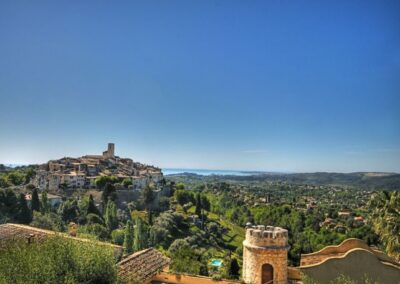 Half-Day Saint Paul de Vence and Wine Tasting Tour