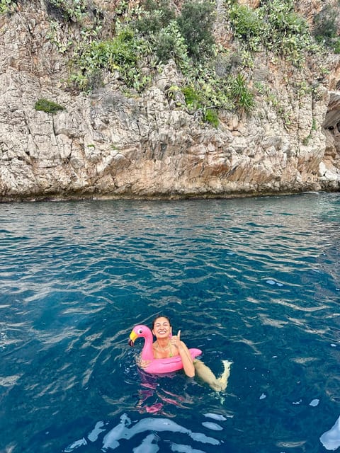 Nice: Mala Caves, Villefranche & Snorkeling Boat Tour - Villefranche-sur-Mer: guided orientation plus real wandering time