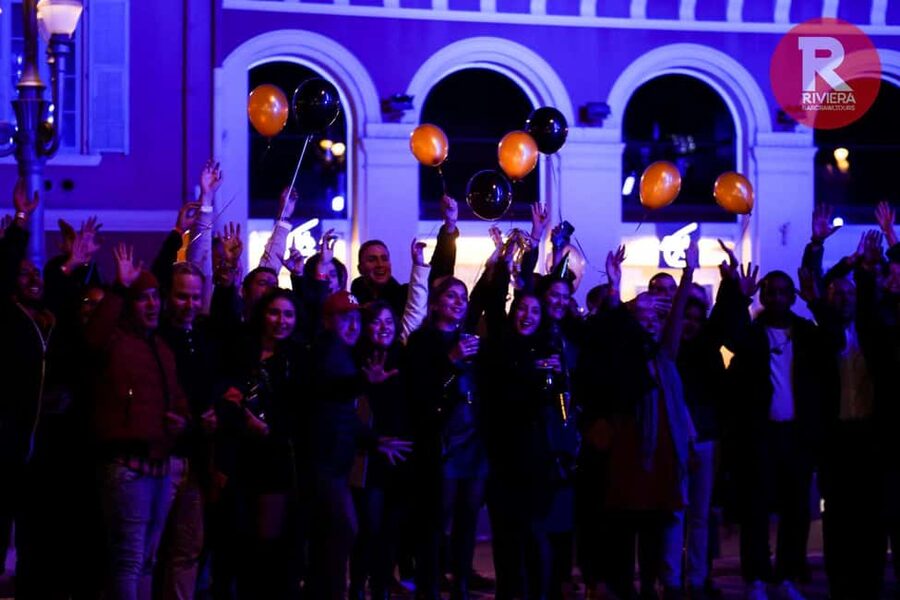 Nice: New Year’s Eve Bar Crawl 2026 - What to wear and bring for Nice at midnight