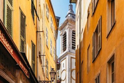 Old Town & Castle Hill Informative Guided Walking Tour