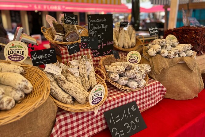 Nice Old Town & Local Markets Food Tour with 9+ Tastings - Place du Palais de Justice, law court stories, and easy photo moments