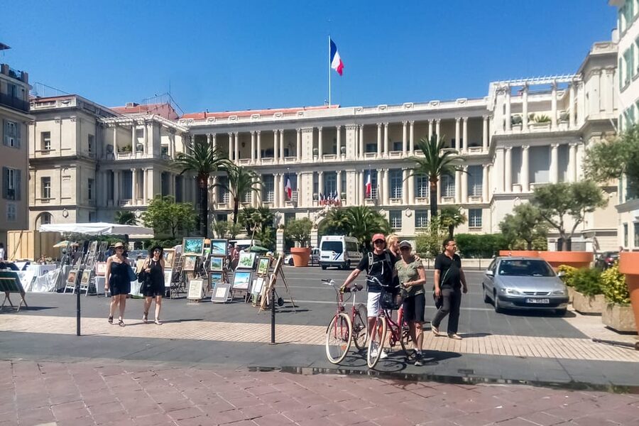 Nice: Old Town Treasures and Castle Hill Walking Tour - Why Vieux Nice and Castle Hill fit together in 3 hours