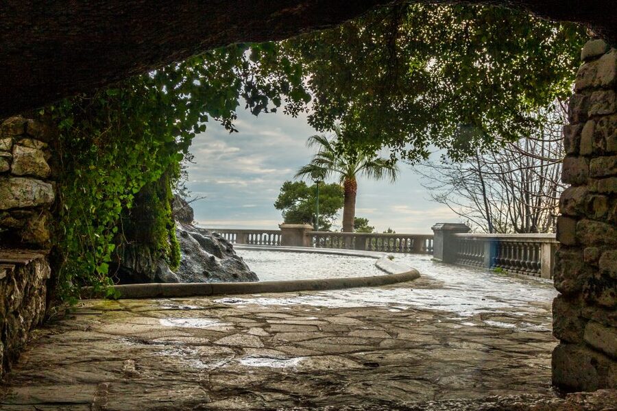 Nice: Old Town Treasures Walking Tour - Key things you will notice right away