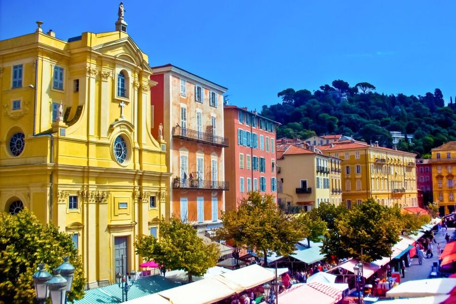 Nice: Old Town Treasures Walking Tour - The moment you enter Old Nice through an Italian-era door