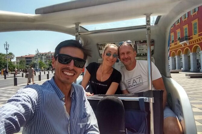 Nice: private guided Tour by electric taxi bike - Prestige Tour: Art Deco Facades to Saint-Nicolas, Then the Big-Sea Icons
