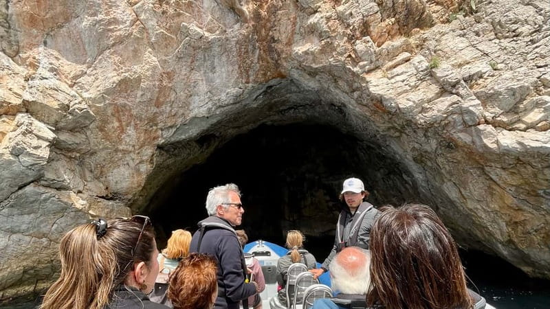 Nice: Secret Riviera Boat Tour to Mala cave with Snorkeling - Saint-Jean-Cap-Ferrat: coastal elegance, seen in motion