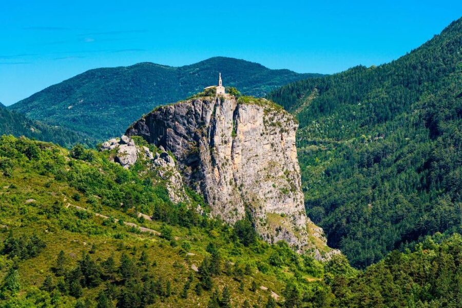 Nice: The Gorges du Verdon and Ste Croix Lake Full-Day Tour - Lavender fields: end of June through July is the target, not a guarantee