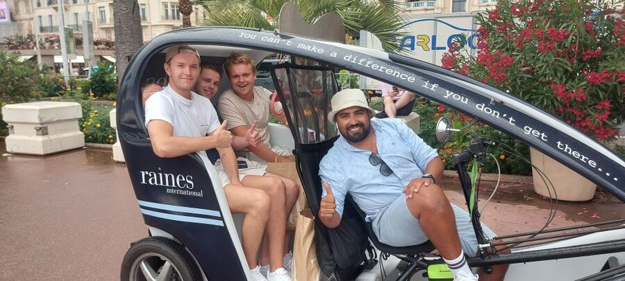 Nice : visite guidée 1h30 en TukTuk avec guide Nicois. - Who This Private Nice Bike Taxi Tour Is Best For