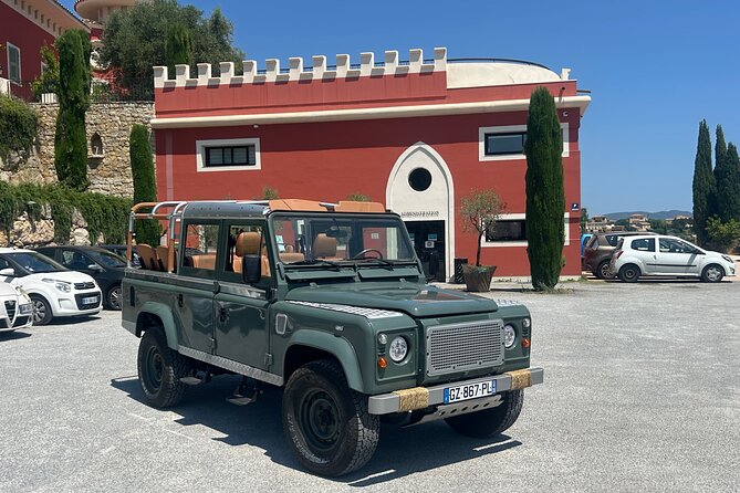 Nice Wine tasting in the hinterland in Defender - The timing question: when you might feel a little rushed
